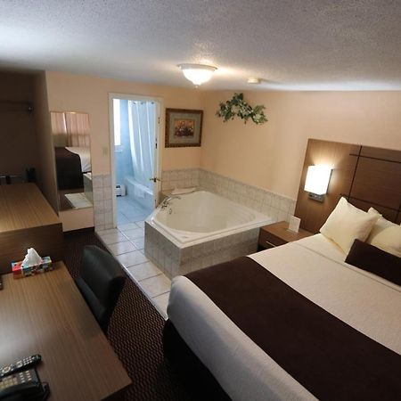 Campbellford River Inn المظهر الخارجي الصورة