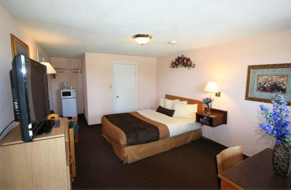 Campbellford River Inn المظهر الخارجي الصورة