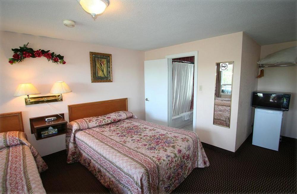 Campbellford River Inn المظهر الخارجي الصورة