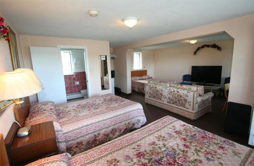 Campbellford River Inn المظهر الخارجي الصورة