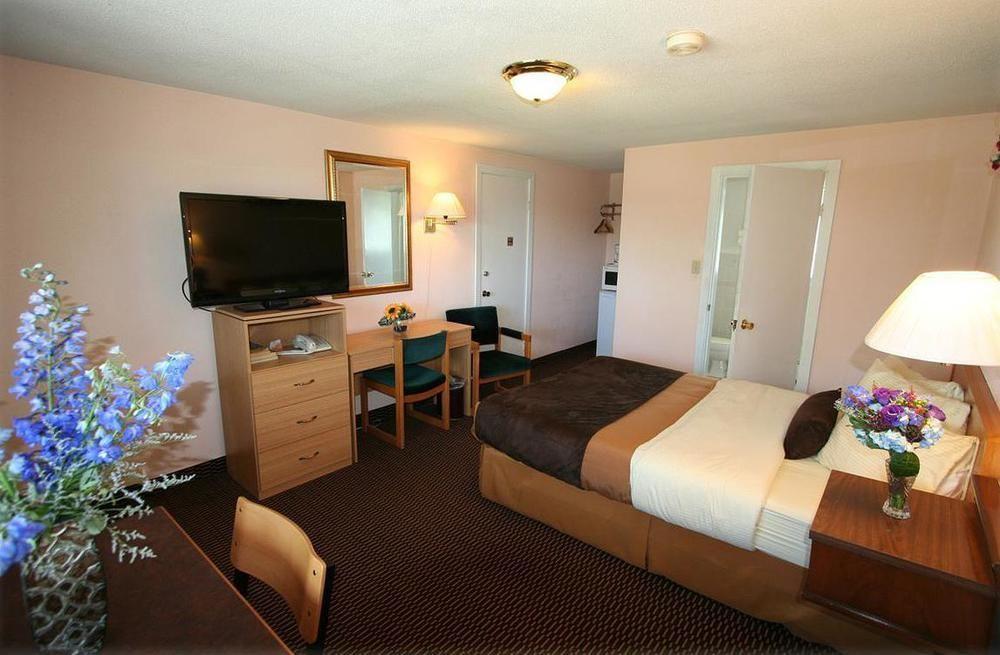 Campbellford River Inn المظهر الخارجي الصورة