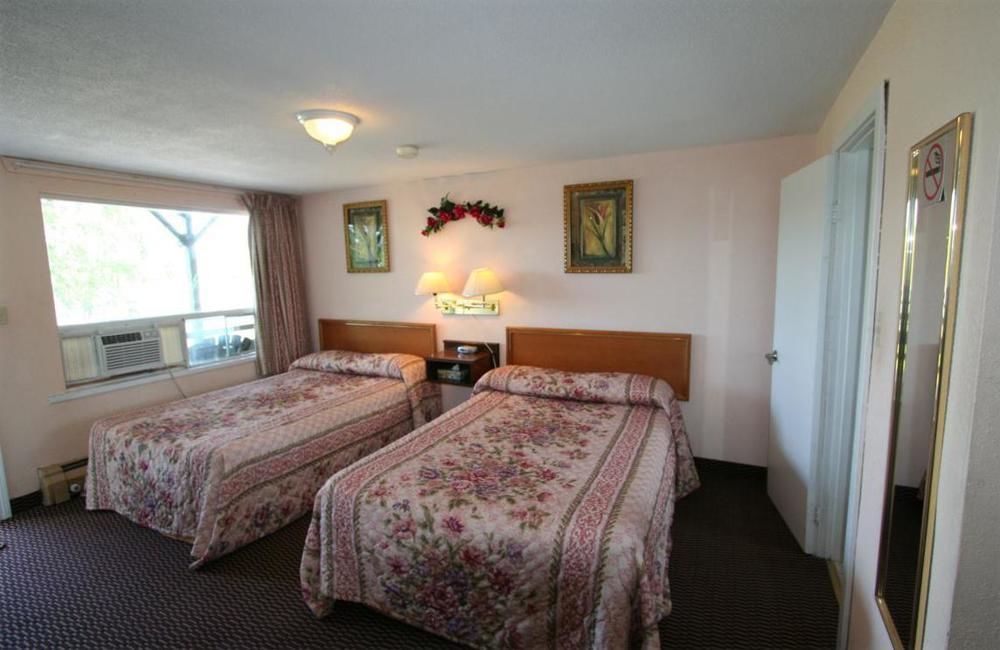 Campbellford River Inn المظهر الخارجي الصورة
